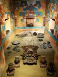 Tumba 104 de Monte Alban, Oaxaca, México - Museo Nacional de la antropología imágenes de archivo libres de regalías Tumba 104 de Monte Alban, Oaxaca, México - Museo Nacional de la antropología imágenes de archivo libres de regalías