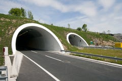 Tunneler på huvudvägen för fyra gränd arkivfoton Tunneler på huvudvägen för fyra gränd arkivfoton