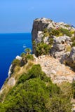 Turister på locket Formentor, Mallorca, Balearic Island royaltyfria bilder Turister på locket Formentor, Mallorca, Balearic Island royaltyfria bilder