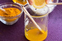 Turmeric clay face mask