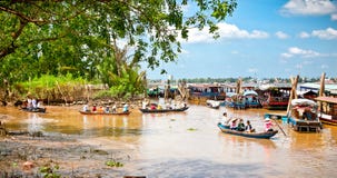 Turysta łodzie w Ben Tre, Mekong delta, Wietnam Obraz Stock Turysta łodzie w Ben Tre, Mekong delta, Wietnam Obraz Stock