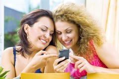 Twee en mobiele telefoon royalty-vrije stock afbeelding Twee en mobiele telefoon royalty-vrije stock afbeelding