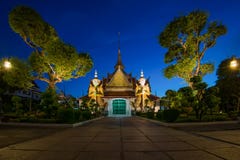 Two statue giant at churches Wat Arun, Bankok Thailand stock photography Two statue giant at churches Wat Arun, Bankok Thailand stock photography