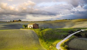 typowy krajobrazowy Tuscany fotografia stock typowy krajobrazowy Tuscany fotografia stock