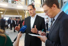 Tyumen, Russland, 09 07 2016 Forum von innovativen Technologien Kommunikationswissenschaftler, -politiker und -gesch?ftsm?nner stockfoto Tyumen, Russland, 09 07 2016 Forum von innovativen Technologien Kommunikationswissenschaftler, -politiker und -gesch?ftsm?nner stockfoto