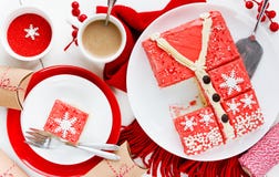 Ugly Christmas Sweater Cake , recipe for winter holiday party ,