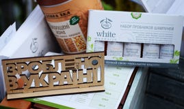 Фестиваль украинских продуктов сделанных в Ukraune на почтовом квадрате Киева, 18-ое апреля 2015 стоковые изображения rf Фестиваль украинских продуктов сделанных в Ukraune на почтовом квадрате Киева, 18-ое апреля 2015 стоковые изображения rf