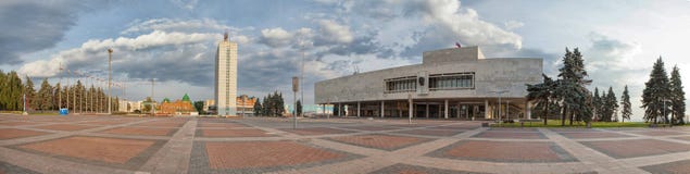 Ulyanovsk Simbirsk Russie le 8 ao?t 2013 Ulyanovsk Mus?e-comm?moratif de V I lenin Image de HDR photos libres de droits Ulyanovsk Simbirsk Russie le 8 ao?t 2013 Ulyanovsk Mus?e-comm?moratif de V I lenin Image de HDR photos libres de droits