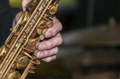 Um fim acima de um jogador de saxofone imagens de stock Um fim acima de um jogador de saxofone imagens de stock