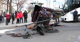 Um impacto puxado por cavalos do transporte video estoque Um impacto puxado por cavalos do transporte video estoque