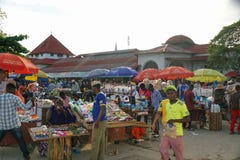 Um mercado do ar livre em Zanzibar, Tanzânia fotografia de stock Um mercado do ar livre em Zanzibar, Tanzânia fotografia de stock