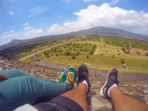 Um par que viaja o mundo imagem de stock Um par que viaja o mundo imagem de stock