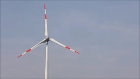 Uma turbina eólica que gire Uma turbina eólica que gire