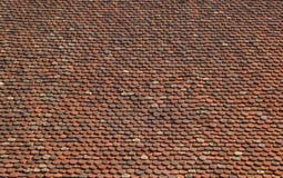 Un campo su terreno coltivabile immagini stock libere da diritti Un campo su terreno coltivabile immagini stock libere da diritti