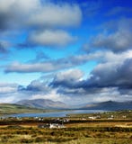 Un paisaje irlandés hermoso del condado Kerry, Irlanda foto de archivo Un paisaje irlandés hermoso del condado Kerry, Irlanda foto de archivo
