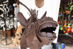 Un trabajo de arte del burro que rebuzna sobre la exhibición foto de archivo Un trabajo de arte del burro que rebuzna sobre la exhibición foto de archivo
