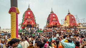 Una riunione enorme dei patiti dalle zone differenti dell'India a Puri fotografia stock Una riunione enorme dei patiti dalle zone differenti dell'India a Puri fotografia stock