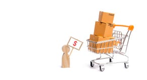 Une tour des boîtes en carton et une figure d'un homme avec un signe dedans ses mains Un homme vend ses marchandises Le concept d image stock Une tour des boîtes en carton et une figure d'un homme avec un signe dedans ses mains Un homme vend ses marchandises Le concept d image stock