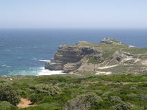 Une vue du Cap de Bonne-Espérance, regardant à la mer photographie stock Une vue du Cap de Bonne-Espérance, regardant à la mer photographie stock