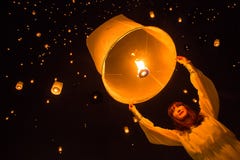 Unidentified Woman Release Khom Loi During Yi Peng Festival Stock Image Unidentified Woman Release Khom Loi During Yi Peng Festival Stock Image