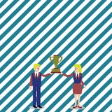 Uomo e donna in vestito che tengono insieme la tazza del trofeo dei vincitori di campionato loro Priorità bassa creativa illustrazione di stock Uomo e donna in vestito che tengono insieme la tazza del trofeo dei vincitori di campionato loro Priorità bassa creativa illustrazione di stock