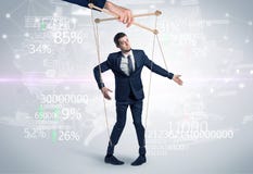 Uomo subordinato del burattino con il concetto finanziario fotografie stock libere da diritti Uomo subordinato del burattino con il concetto finanziario fotografie stock libere da diritti
