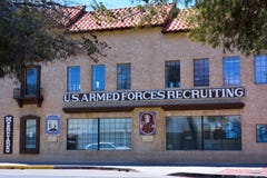 USA-krigsmakt som rekryterar stationen royaltyfri bild USA-krigsmakt som rekryterar stationen royaltyfri bild