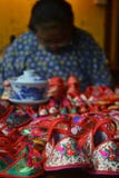Utmärkt traditionellt hand-gjort skohantverk i Zhou Zhuang, Kina royaltyfri fotografi Utmärkt traditionellt hand-gjort skohantverk i Zhou Zhuang, Kina royaltyfri fotografi
