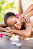 Utomhus- massage arkivbilder Utomhus- massage arkivbilder