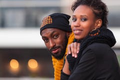 Utomhus- stående för afrikansk amerikantonåringar arkivfoto Utomhus- stående för afrikansk amerikantonåringar arkivfoto
