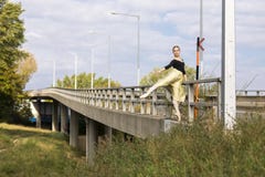 Utomhus- ung ballerina fotografering för bildbyråer Utomhus- ung ballerina fotografering för bildbyråer