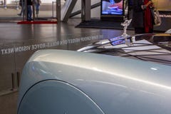 Utställningen på BMW museet framlägger den djärva begreppsbilen av framtid - lyxig 103EX-Rolls-Royce VISION DÄREFTER 100, Munich, royaltyfria foton Utställningen på BMW museet framlägger den djärva begreppsbilen av framtid - lyxig 103EX-Rolls-Royce VISION DÄREFTER 100, Munich, royaltyfria foton