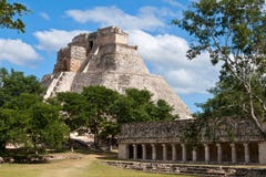 uxmal Mexico majski ostrosłup obraz royalty free uxmal Mexico majski ostrosłup obraz royalty free
