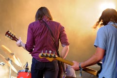 Vaktmusikbandet, utför på den Heineken Primavera ljudfestivalen 2013 arkivfoto Vaktmusikbandet, utför på den Heineken Primavera ljudfestivalen 2013 arkivfoto