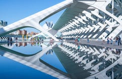 Valencia y sus arquitecturas antiguas y ultramodernas fotografía de archivo Valencia y sus arquitecturas antiguas y ultramodernas fotografía de archivo
