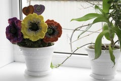 Valentinstag, handgemachte Produkte vom Filz stockfotografie Valentinstag, handgemachte Produkte vom Filz stockfotografie