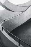 Van de Architectuurdetails van de trapkromme het Cementtrede stock afbeeldingen Van de Architectuurdetails van de trapkromme het Cementtrede stock afbeeldingen