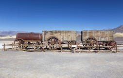 Van de de Doodsvallei van twintig Muilezelteam wagon harmony borax works het Nationale Park royalty-vrije stock afbeeldingen Van de de Doodsvallei van twintig Muilezelteam wagon harmony borax works het Nationale Park royalty-vrije stock afbeeldingen