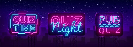 Van de de inzamelingsaankondiging van de quiznacht malplaatje van het de affiche het vectorontwerp Het neonuithangbord van de qui vector illustratie Van de de inzamelingsaankondiging van de quiznacht malplaatje van het de affiche het vectorontwerp Het neonuithangbord van de qui vector illustratie