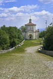 Varese, Itália - 4 de junho de 2017: A montagem sagrado de Varese ou do Sacro Monte di Varese é um do monti do sacri nove nas reg foto de stock royalty free Varese, Itália - 4 de junho de 2017: A montagem sagrado de Varese ou do Sacro Monte di Varese é um do monti do sacri nove nas reg foto de stock royalty free