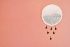 Vari generi di carta di bustine di tè su fondo rosa con lo spazio della copia Bevande e bevanda fotografia stock Vari generi di carta di bustine di tè su fondo rosa con lo spazio della copia Bevande e bevanda fotografia stock