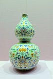 Vase impérial à double-courge de porcelaine images libres de droits Vase impérial à double-courge de porcelaine images libres de droits