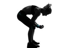 Vaulting di piegamento di posizione di forma fisica di allenamento della donna fotografie stock libere da diritti Vaulting di piegamento di posizione di forma fisica di allenamento della donna fotografie stock libere da diritti