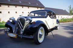Vecchia automobile fotografia stock libera da diritti Vecchia automobile fotografia stock libera da diritti