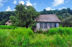Vecchia casa abbandonata immagini stock libere da diritti Vecchia casa abbandonata immagini stock libere da diritti