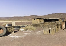 Vecchie casse di legno nel Marocco. Progettazione stabilita del porto del gas fotografia stock libera da diritti Vecchie casse di legno nel Marocco. Progettazione stabilita del porto del gas fotografia stock libera da diritti