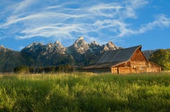 Vecchio granaio mormonico nel Tetons immagine stock libera da diritti Vecchio granaio mormonico nel Tetons immagine stock libera da diritti
