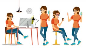 Vecteur de caractère de femme d'affaires Femelle dans différentes poses Commis In Office Clothes Concepteur, directeur cartoon illustration libre de droits Vecteur de caractère de femme d'affaires Femelle dans différentes poses Commis In Office Clothes Concepteur, directeur cartoon illustration libre de droits