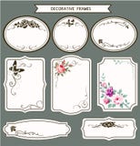 Vektorsatz Weinlesetags und -rahmen für scrapbooking und Heiratseinladung Dekorative Auslegungelemente Lizenzfreie Stockfotografie Vektorsatz Weinlesetags und -rahmen für scrapbooking und Heiratseinladung Dekorative Auslegungelemente Lizenzfreie Stockfotografie