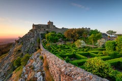 Verbazende Zonsondergang bij Kasteel Marvao, Alentejo stock fotografie Verbazende Zonsondergang bij Kasteel Marvao, Alentejo stock fotografie